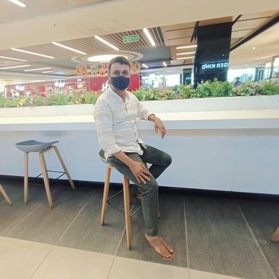 🇮 🇱 𝙤𝙫🇪 ᵗʳᵘᵗʰ & ʜᴇᴀᴛ ᵗᵒ lies !
i Ⓐ︎Ⓜa businessman, YOᑌ follow me i follow you 🤷♂️ !
jay shri ram 🙏🙏🌹🌹