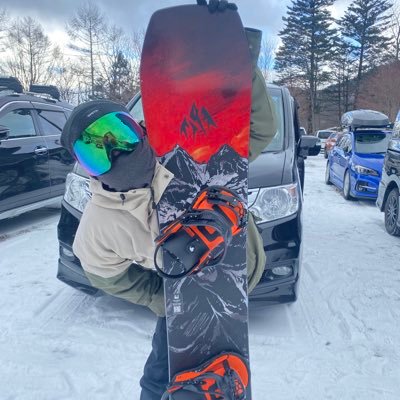 puuuuuuuuuuu24's profile picture. 神奈川県在住スノボ大好きな25歳 駆け出しスノーボーダー✌️好きなゲレンデ 寺子屋 焼額 横手渋峠 奥志賀 白馬八方尾根 岩岳
