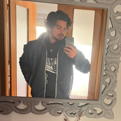 arrb05's profile picture. 🔴⚪️🦅