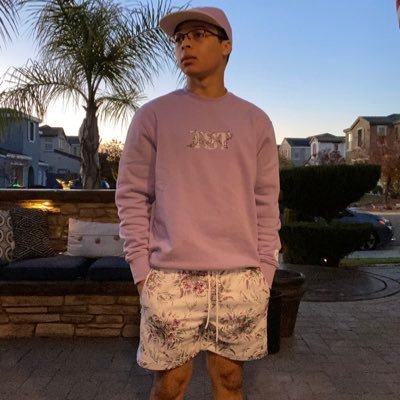 ElijahCastrro Profile Picture