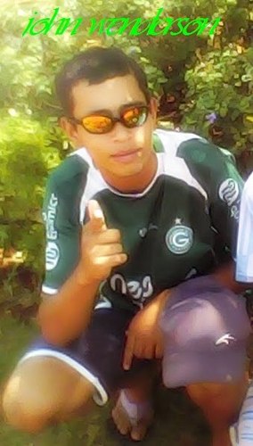 eu sou Jonhw eu moro no brasil sempre e deus feiz muito por mim ...