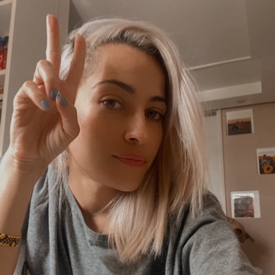 Jesus?! Jesus! 🛍@LojaZeroDoze, sempre acreditei que quando escrevo o mundo faz mais sentido.