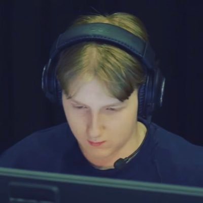 19 | 🇸🇪 | Tapping heads for @d20esports / @therejects_gg | CS | lvl1️⃣0️⃣ | 5x Lan | 4x🥈 1x🥉