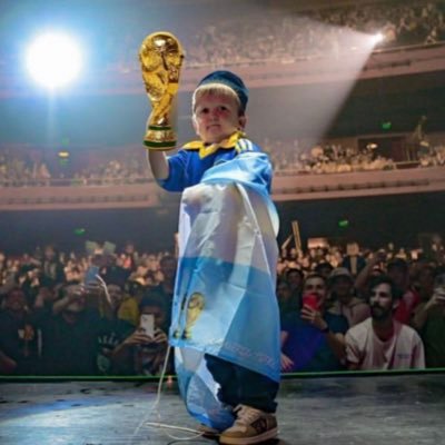 sejviiii's profile picture. ex fn player teď laces fifka a komik