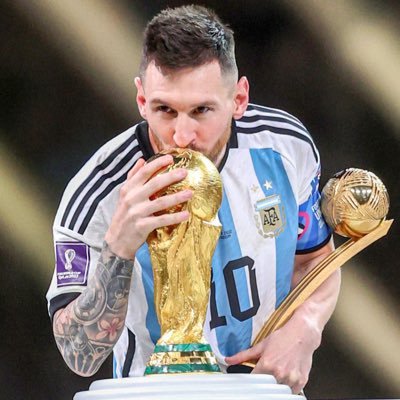 iKhalid7_h's profile picture. Just a Believer HuMaN💉👨‍⚕️.