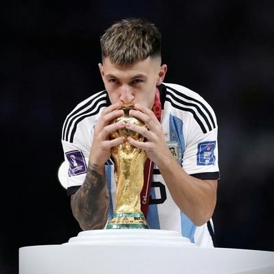 craldex1's profile picture. Human beings