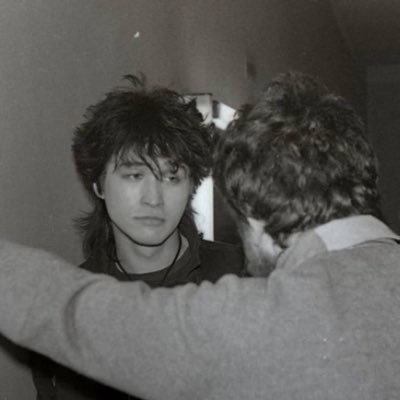 libertefrihet's profile picture. сквозному в голову не стать старым шрамом