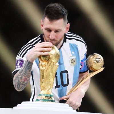 F_I_G_A_'s profile picture. Account gestito da 2 persone EI:|Milan|Cavs|Messi|Irving|Sinner|Drake|Ferrari. RC:|Fiorentina|/|Dodo|Spagnolo|Musetti|Frank Ocean|Ferrari.