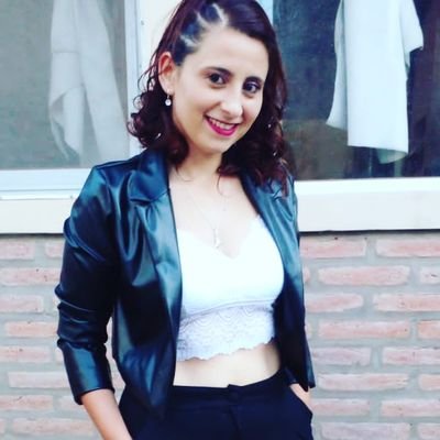 AcunaCintiia's profile picture. 