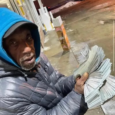 primetimemo_'s profile picture. thuggin