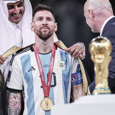 سبحان الله ،الحمدالله ، الله أكبر
أتشرف بمشاركة الجميع أفكاري على كرة القدم عامة وبرشلونة خاصة . حساب جديد بعد أن عدت لتويتر بعد غياب دام لسنوات