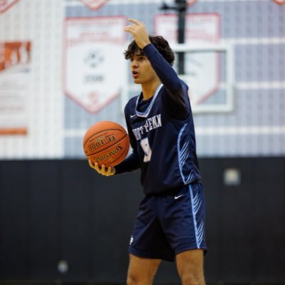 6’0 Guard | North Penn 2025 | PSB Philly | Email- ahmaargodhania@gmail.com