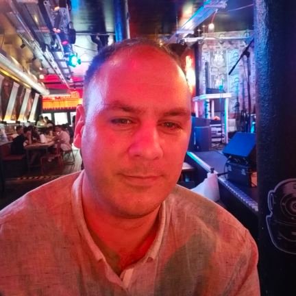 robin_grant_85's profile picture. 