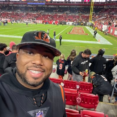 JohnsonJemille's profile picture. #RuleTheJungle , #MakeItMagic