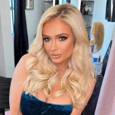 𝑇𝐻𝐸 𝐸𝑁𝐷 𝐼𝑆 𝐵𝐴𝐶𝐾...(parody account, not impersonating)