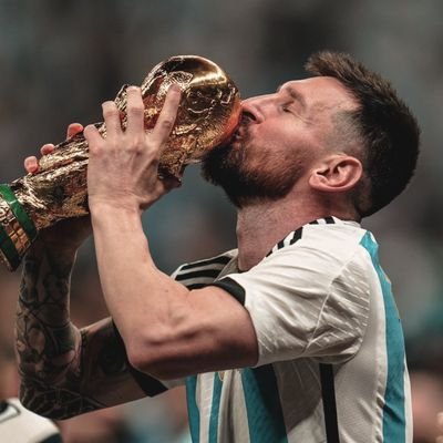 09-12-2018❤🏆                                                18-12-2022❤️🇦🇷⭐️⭐️⭐️