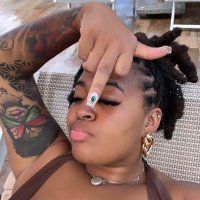 Dev💛 (@yungeuphoric_) 's Twitter Profile