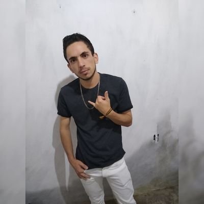 Daniels32993147's profile picture. 