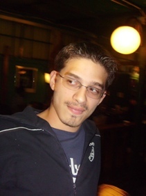 Giovane in cerca di un lavoro stabile, aspirante mastro birraio. Sono proprio curioso di vedere cosa succederà alla mia vita.