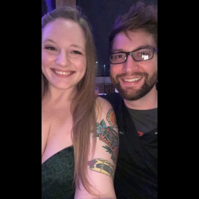 vet tech • she/her • cat mom • i make stickerz with hefty skill and game with minimal skill • forever duo: @Meow0G • 🎮: glitterninja