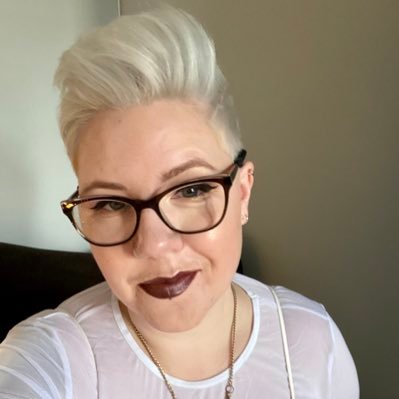 Design Director @photobox. 20 years in design. 10 yrs public speaking. Advisory board @innovateheruk she/her 🏳️🌈 ♿️ lilydart @ 💙☁️