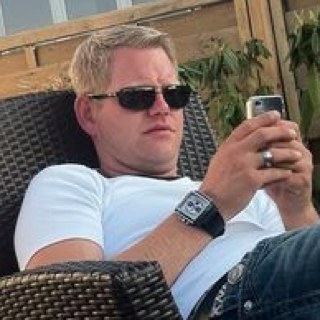 XxCaBaLLeRoxX's profile picture. The quieter you become, the more you can hear
Bielefelder mit Leib und Seele. German Rap/Hiphop. Apple Anhänger der harten Sorte.