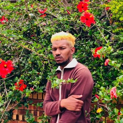 dnzl_saxo's profile picture. I'm just an avarage dude. and i like writing raps
| bookings info@dufflebagrecordings.com
| For features danzelvanstaden@gmail.com