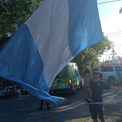 Discuto con gente que no conozco . hincha del CARP