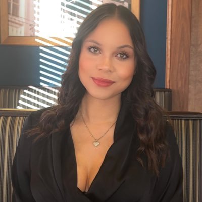 Mommy/Jenna/Ms.S 🧑🏽‍🦱📚🍎