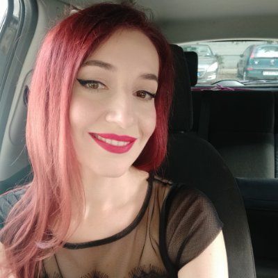 NadjaAbrams's profile picture. She has too much poetry in her. 💟