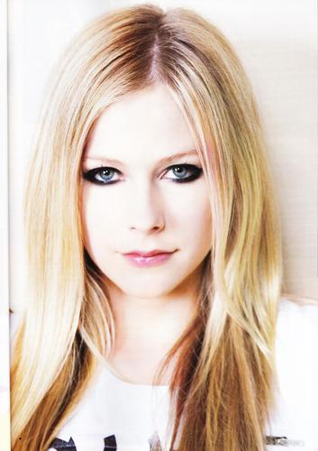 avrilonlineorg's profile picture. This twitter is addicated to Avril´s Czech-Slovakia fansite AvrilOnline.Org
Follow our another twitter @ABBEYOBCHOD to support 1st SLOVAK ABBEY DAWN E-SHOP!