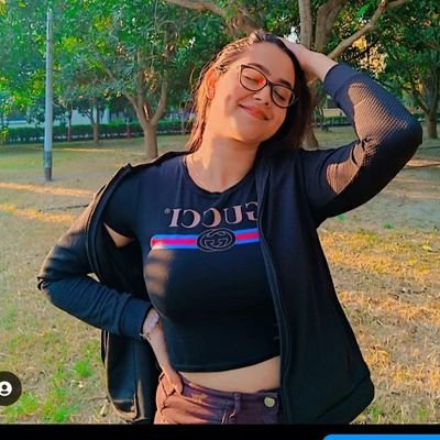 DebaratiPahari's profile picture. writer❤
chasing dreams 🥰🥰
creating a life I love🥰