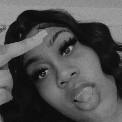 SAG♐💖✈NEVER GAF✨😌MoneyMakingMitch 💸2️⃣6️⃣❗️ Queen👑
