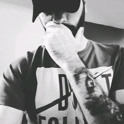 EL_D0MINUS's profile picture. Old School Gamer de hueso colorado