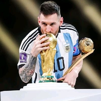 FOOTBALL LOVER⚽⚽
BLUE IS THE COLOR💙
LEO LOVER (🐐)🇦🇷