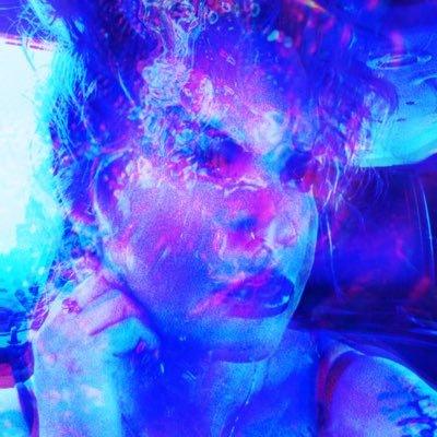 athreathuntress's profile picture. 🐘 in link.