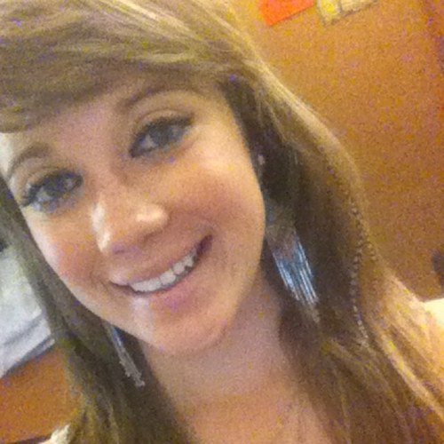 racheezyy's profile picture. 