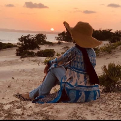 itsfetty26's profile picture. | Project planning and management 👩🏿‍🎓🏠🧕🏻|Girls get Equal|Girl take Over 2018🇹🇿|fey sweet bites🌮/ IG  @tis_fey @sweet_bites_fey🧆🍔🥟 🍜🍜🤩