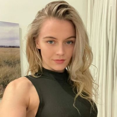 Sherryj42979338's profile picture. like me or hate me it won't change me, but cuddle me with love and attention then you will see a difference