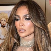 Jen Massive 👑💚 | #WeLoveYouJLo(@JLoverTrini) 's Twitter Profile Photo