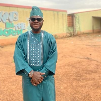 Nupe boy 😎
/Veterinarian 🐒🐶🐕🐩🐺🐱🐈🦁🐯🐅🐆🐴🐎🐄🐪🐘🐓🐢🐊🐦🐤
/Anime lover
/smile always cos it Sunnah 😊😊😊