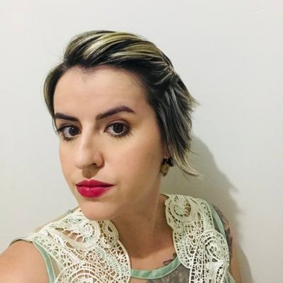 CarolAtique's profile picture. 