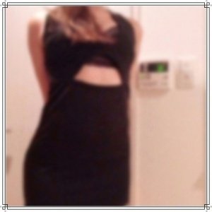 erisu28325197's profile picture. 裏垢はじめました✽❍手淫集中しててずっと自分でおっぱいもんでる✼❤︎

すごｗえ ちとかで あ いヤリタイひと💓ং
ここDLしてみて → https://t.co/JCiLJvXkyE