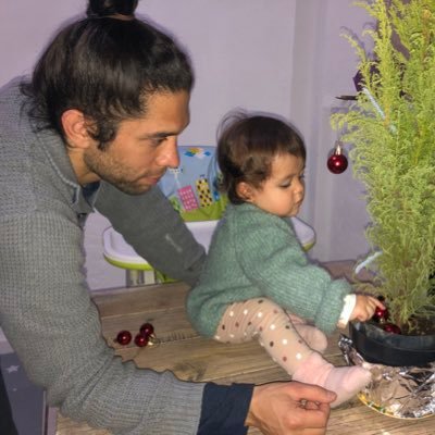 I write JavaScript, learn and teach about JavaScript and Frontend technologies