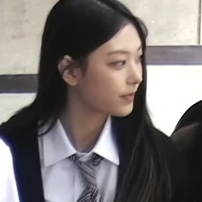 naoidrei's profile picture. Eyes like stars, it glows where she goes