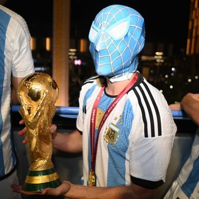 FrancoRivera_'s profile picture. Carp-
Clc