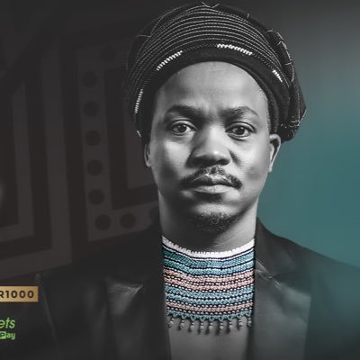 Musician | Radio Presenter | #SAMA23 Nominee, #ZaJazzAward winner | VO | #UmculoweJazz  @UWFM88_106FM Sundays @10pm| IG: @dumzamaswa | bookings@dumzamaswana.com