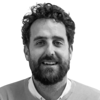 Estrategia en Marketing, Comunicación y Digitalización || Trabajo para dar sentido a las marcas || Ser adulto fue el deseo más estúpido que tuve de niño
