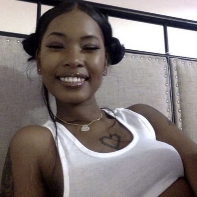 Sanithethreader's profile picture. New Threader🤍🫶🏽