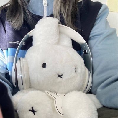 freietty's profile picture. 뉴진스안티(안보이면티슈로눈물닦음)